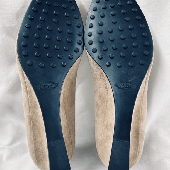 Tod's tan suede wedge pump, size EU 40 - Picture 7 of 9